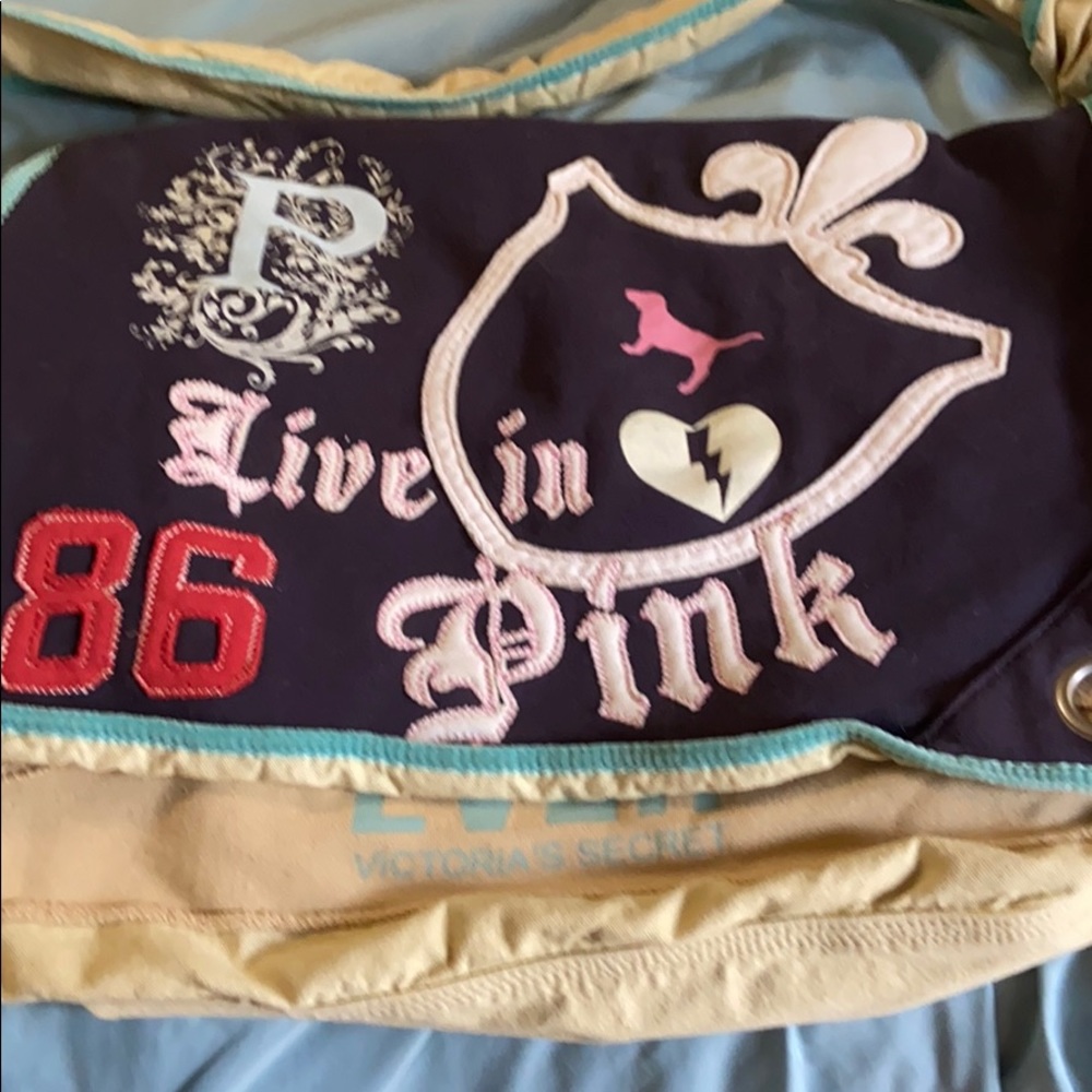 PINk Victorias Secret duffle bag